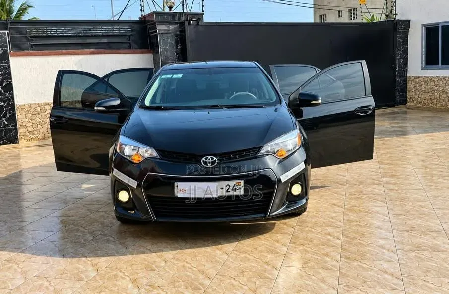 Toyota Corolla S Premium 4dr Sedan (1.8L 4cyl CVT) 2016 Black