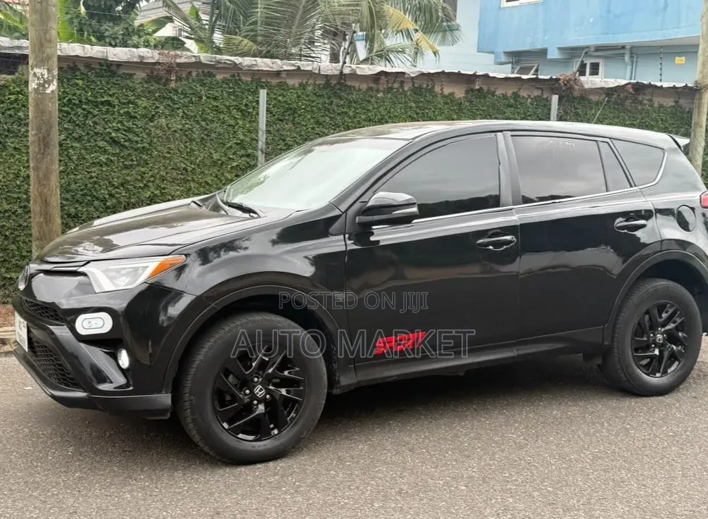 Toyota RAV4 LE 4dr SUV (2.5L 4cyl 6A) 2015 Black