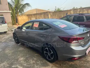 Hyundai Elantra SE 2019 Gray