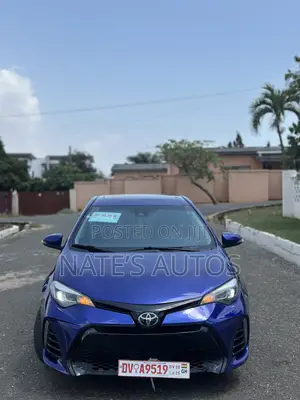 Toyota Corolla SE (1.8L 4cyl 2A) 2018 Blue