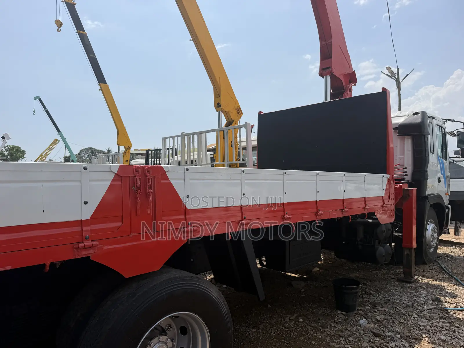 15 Tons Heavy Duty Hyundai Crane