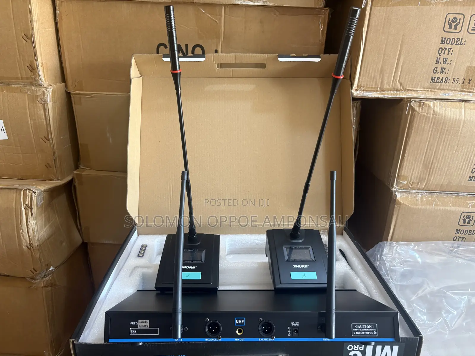 Shure Professional Wireless Microphone System Box