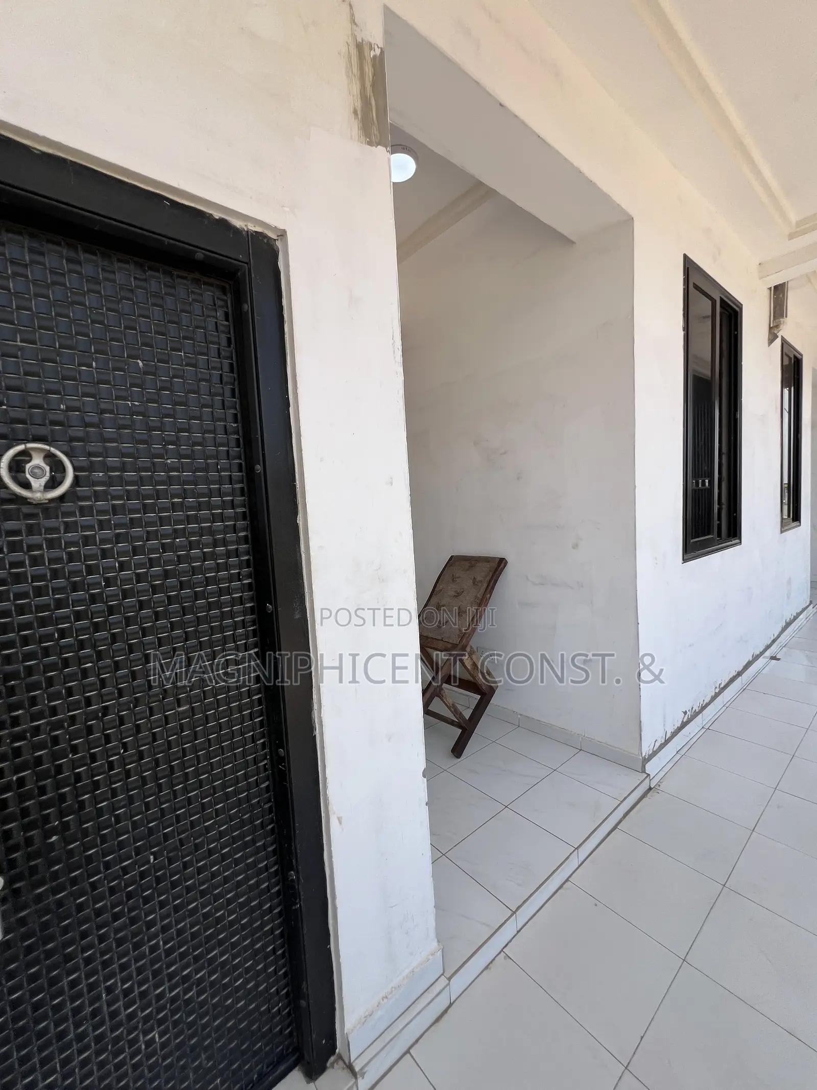 1bdrm Apartment in School Junction, Ashaley Botwe for rent