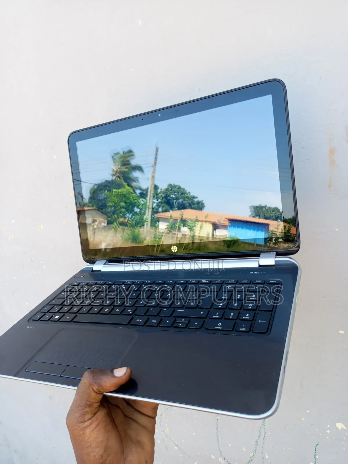 Laptop HP Pavilion TouchSmarT 15 6GB AMD A4 HDD 500GB