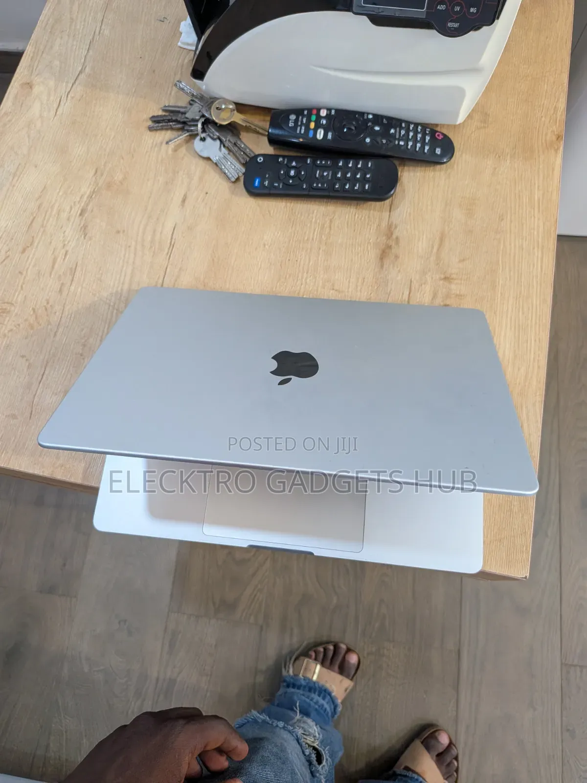 Laptop Apple MacBook Pro 2021 M1 16GB Apple M1 Pro SSD 512GB