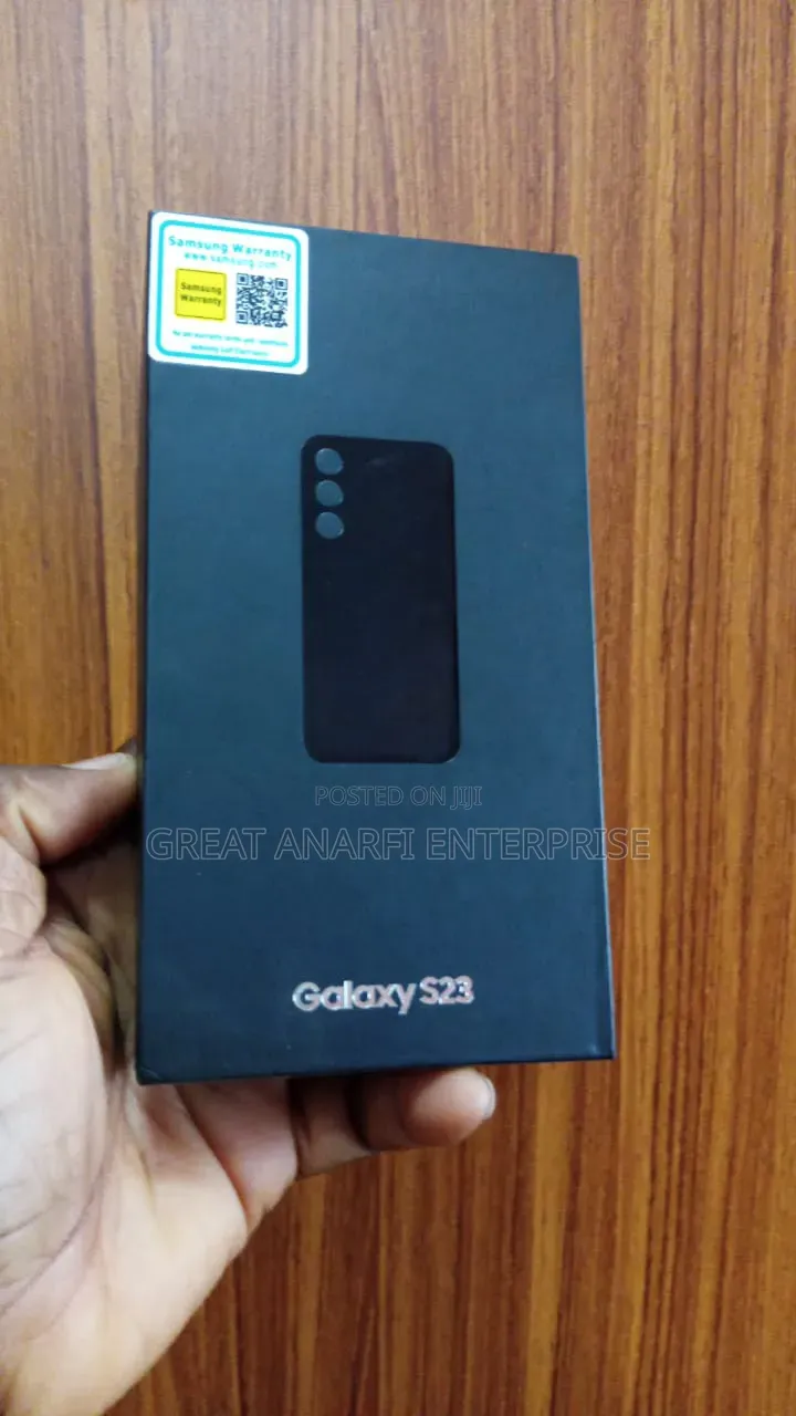 New Samsung Galaxy S23 256 GB Green
