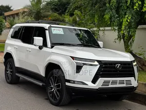 New Lexus GX 2025 White
