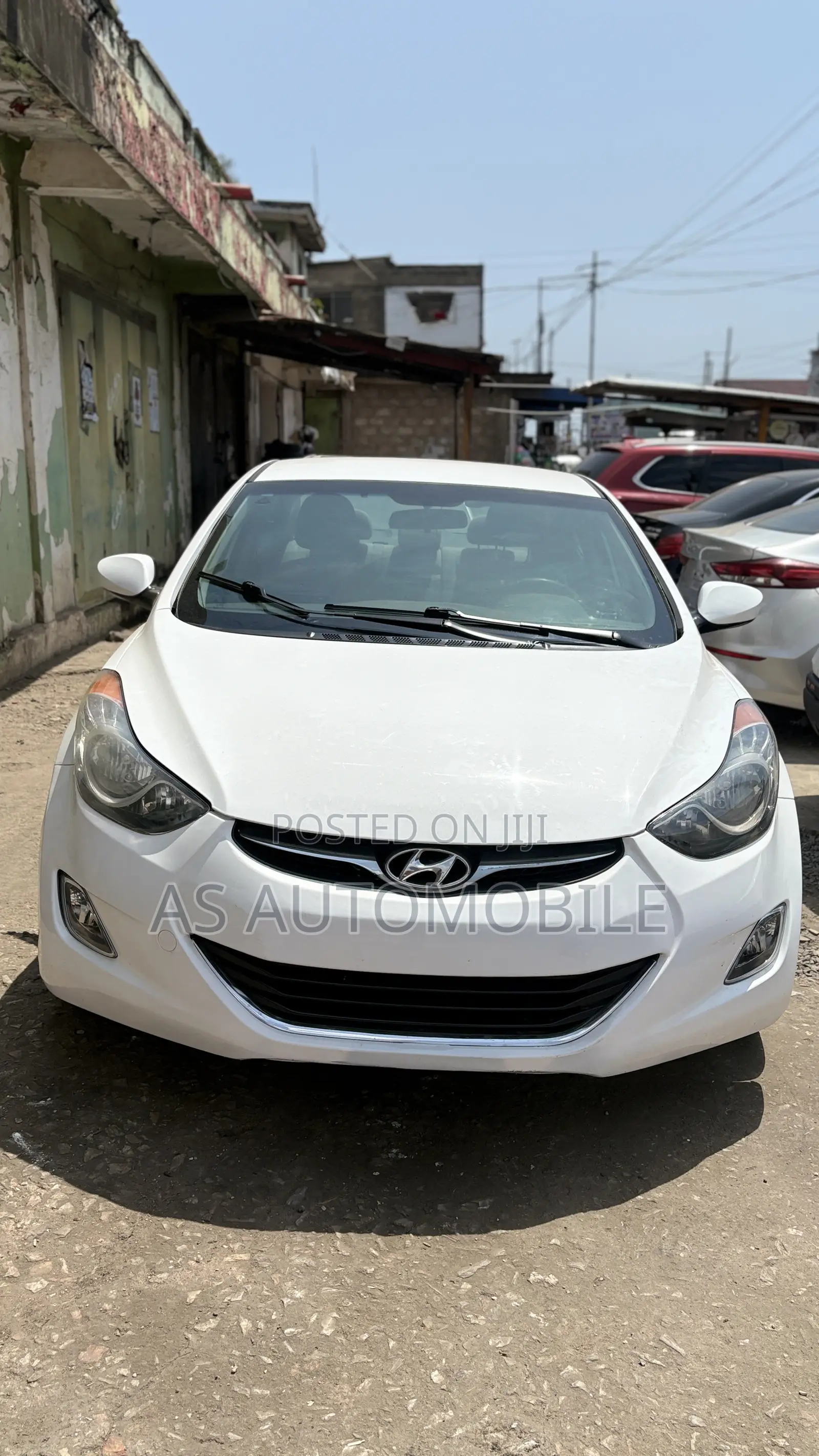 Hyundai Elantra Limited Sedan FWD (1.8L 4cyl 6A) 2013 White