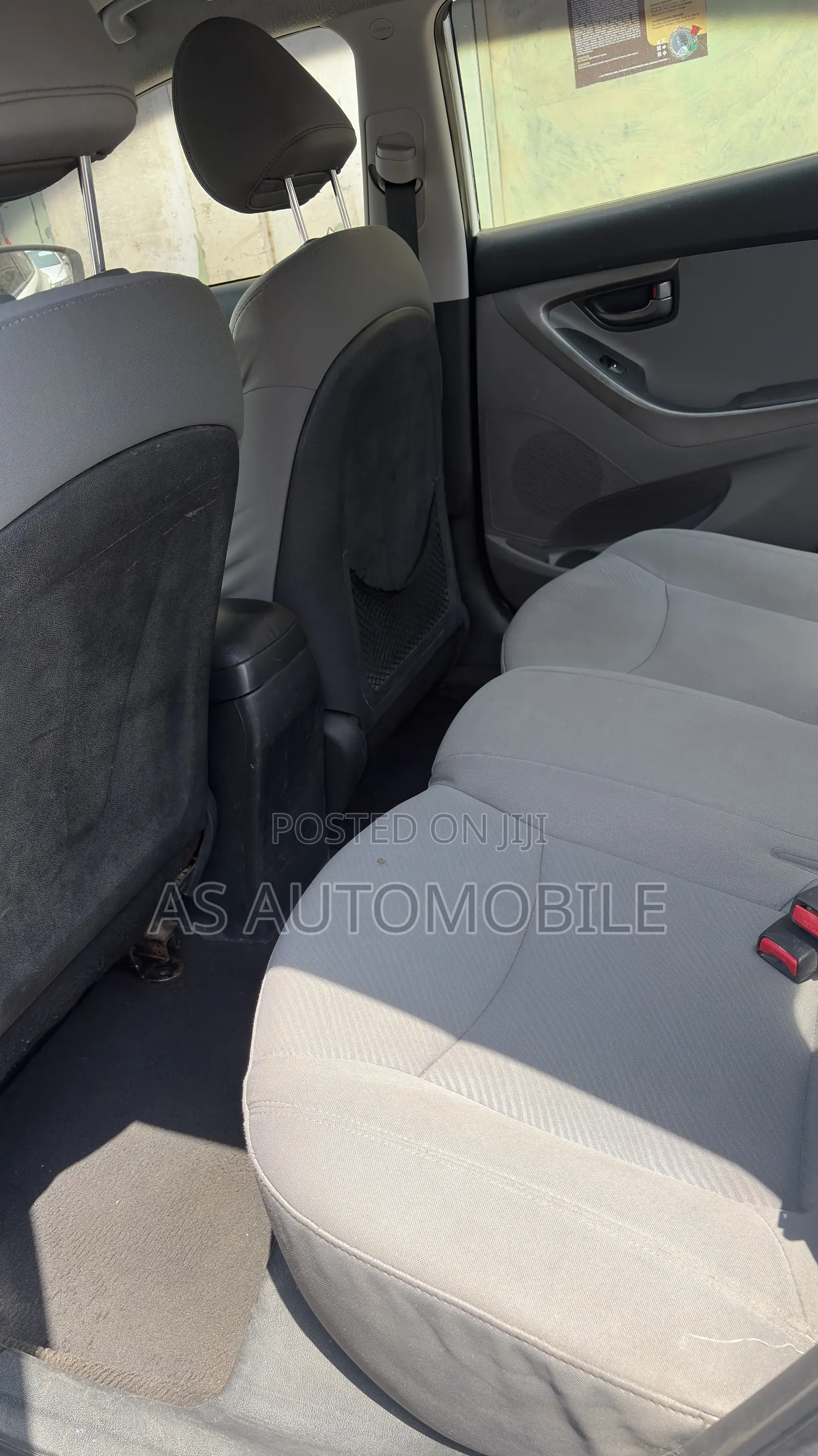 Hyundai Elantra Limited Sedan FWD (1.8L 4cyl 6A) 2013 White