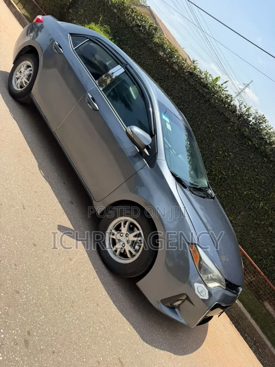 Toyota Corolla L 4dr Sedan (1.8L 4cyl Manual) 2016