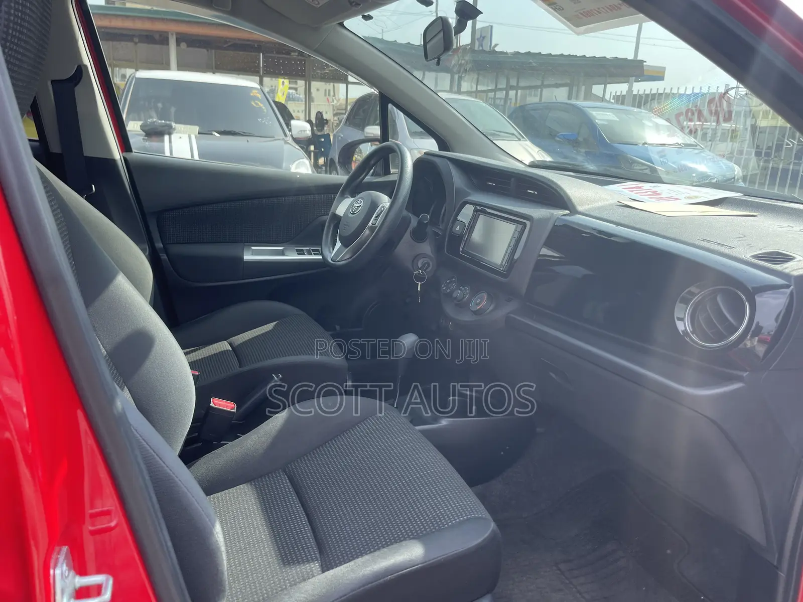 Toyota Vitz 1.3 AWD 3dr 2016 Red