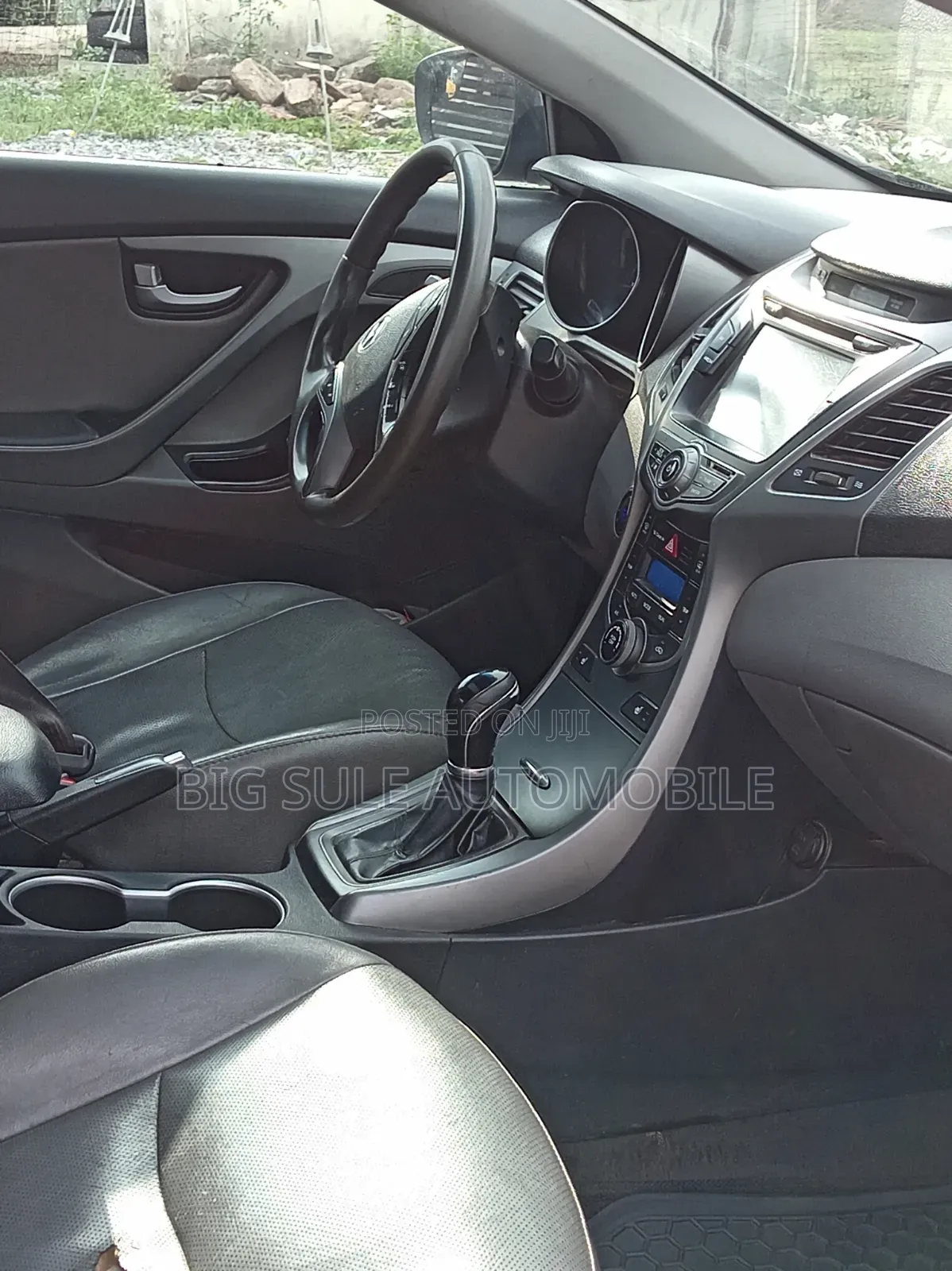 Hyundai Elantra Limited 4dr Sedan (1.8L 4cyl 6A) 2015 Silver