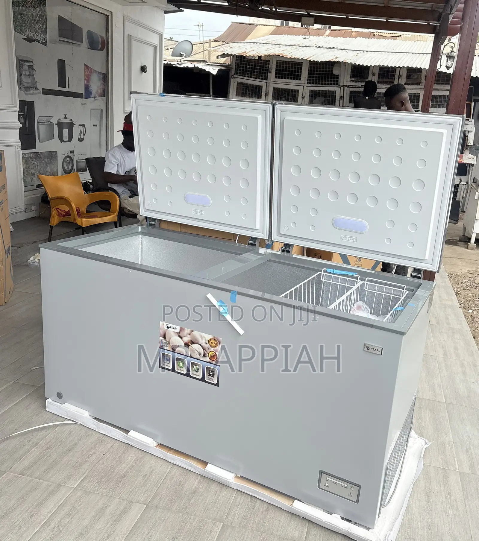 Get Classic Pearl 508L Double Door Freezer(PCF-6040-1a)