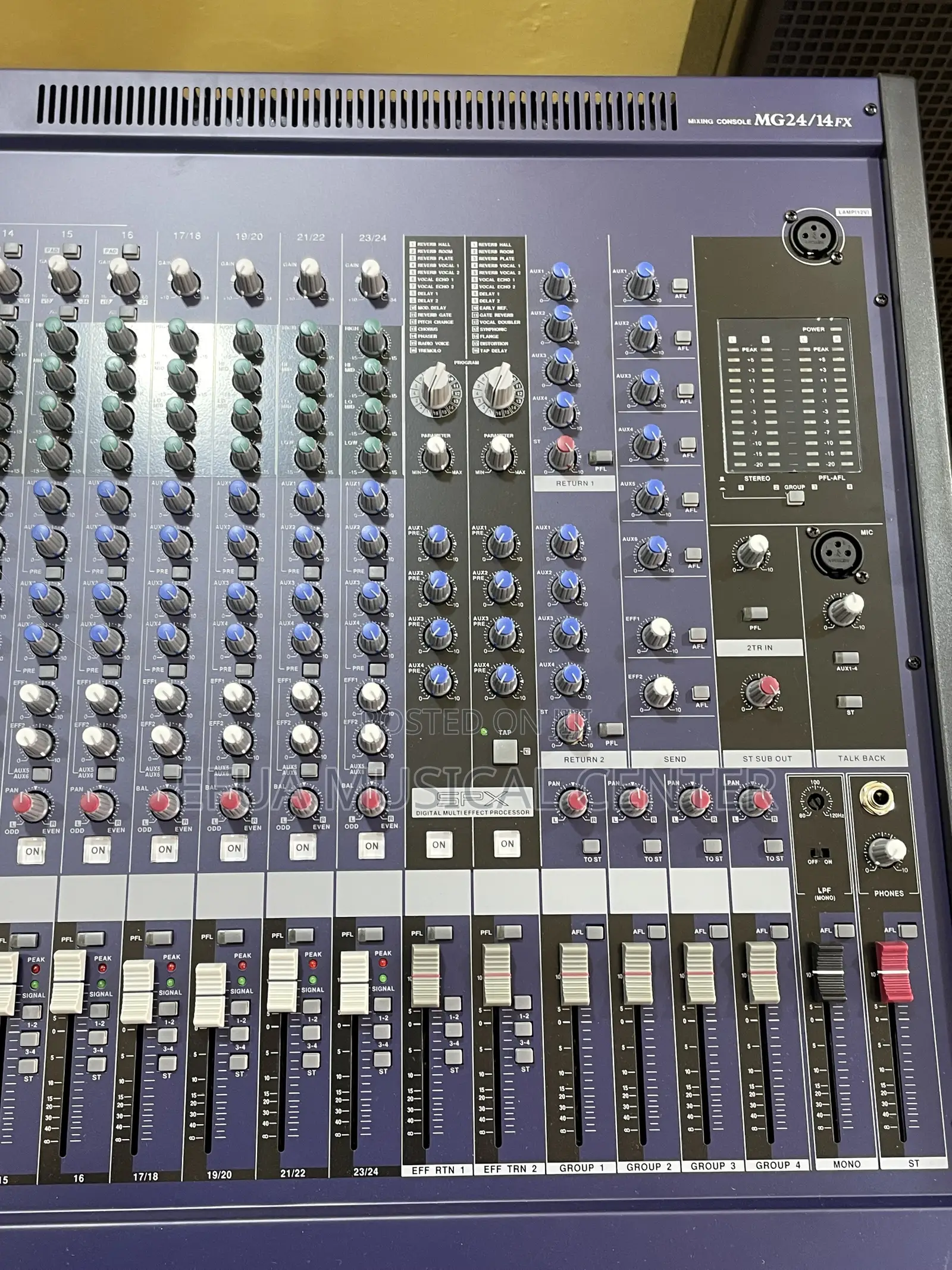 Yamaha MG24 Channels Raw Mixer Console