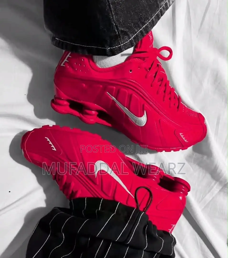 Nike Shox R4