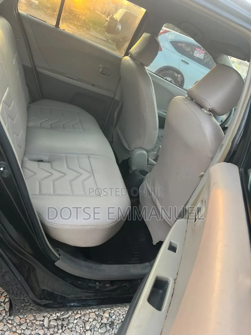 Toyota Vitz 2010 Black