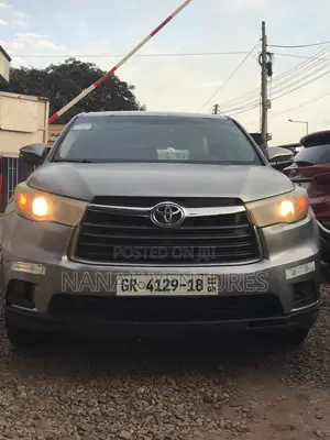 Toyota Highlander Limited V6 4x2 (3.5L 6cyl 6A) 2016 Silver