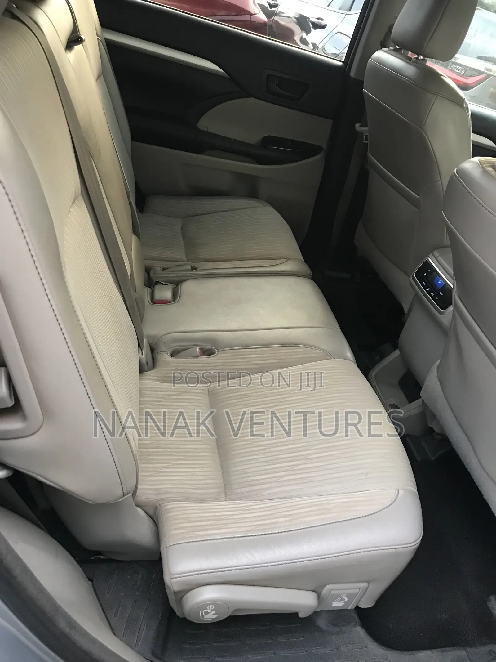 Toyota Highlander Limited V6 4x2 (3.5L 6cyl 6A) 2016 Silver