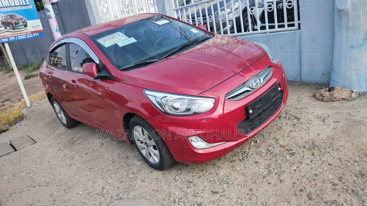 Hyundai Accent SE Sedan 2016 Red