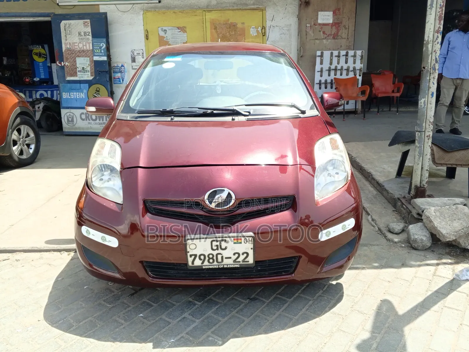 Toyota Vitz 1.3 FWD 5dr 2010 Red