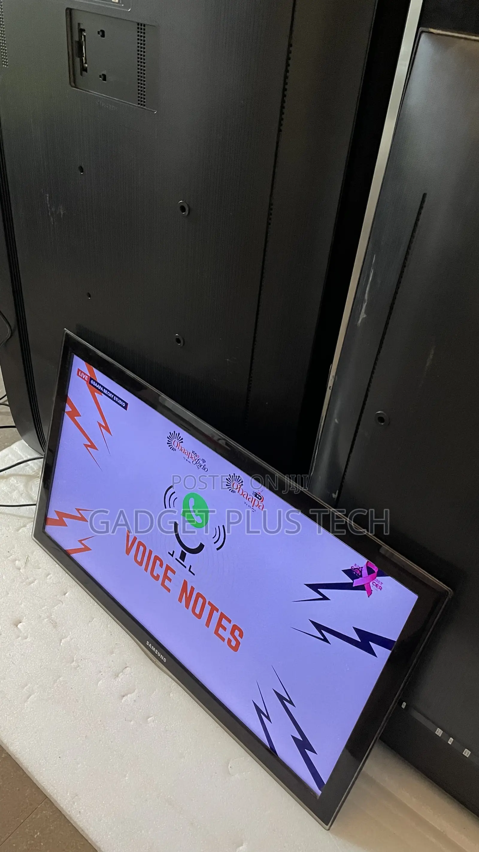 Home Used 32” Samsung FHD TV