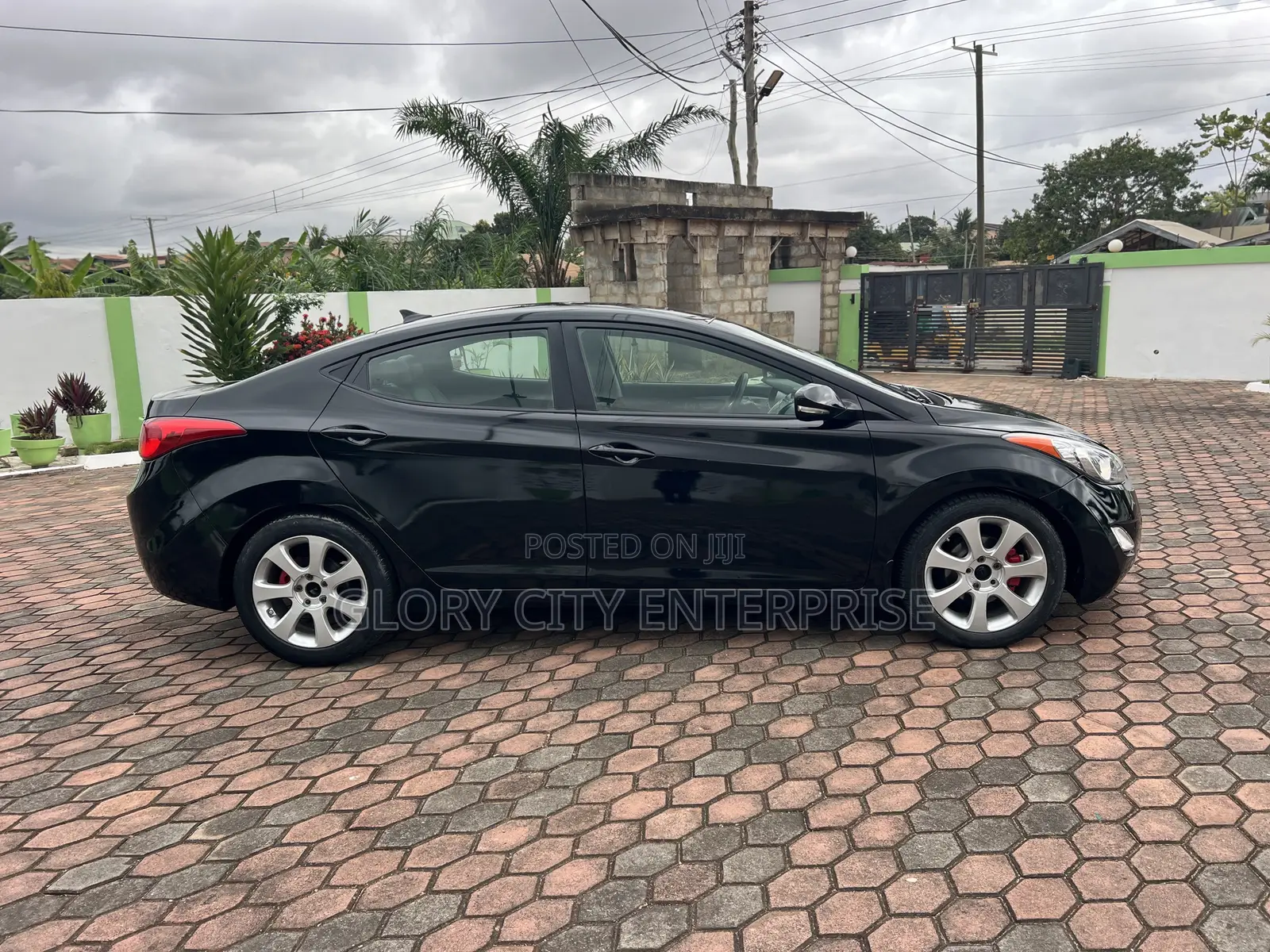Hyundai Elantra 2013 Black