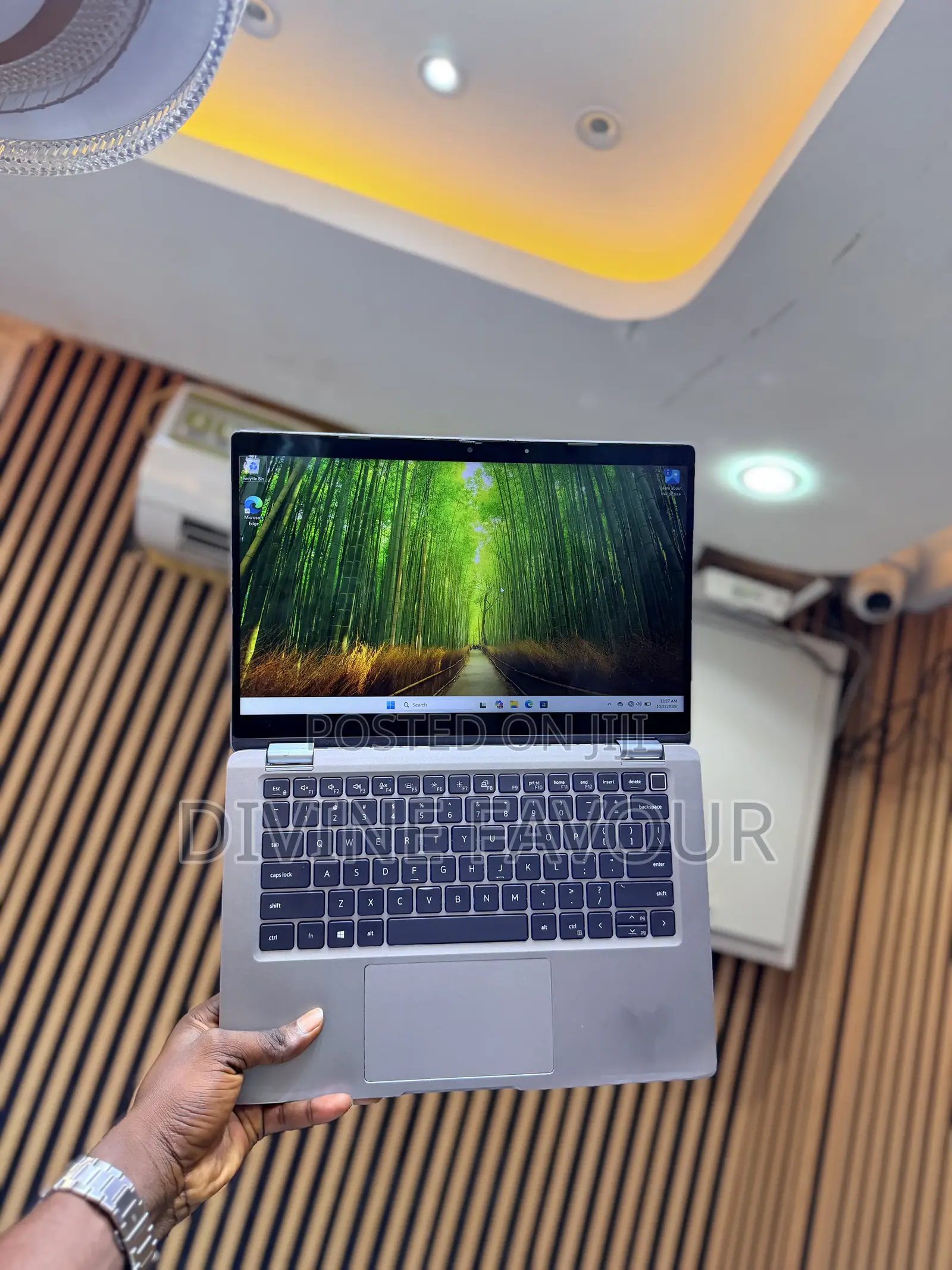 Laptop Dell Latitude 5320 2-in-1 32GB Intel Core i7 SSD 512GB