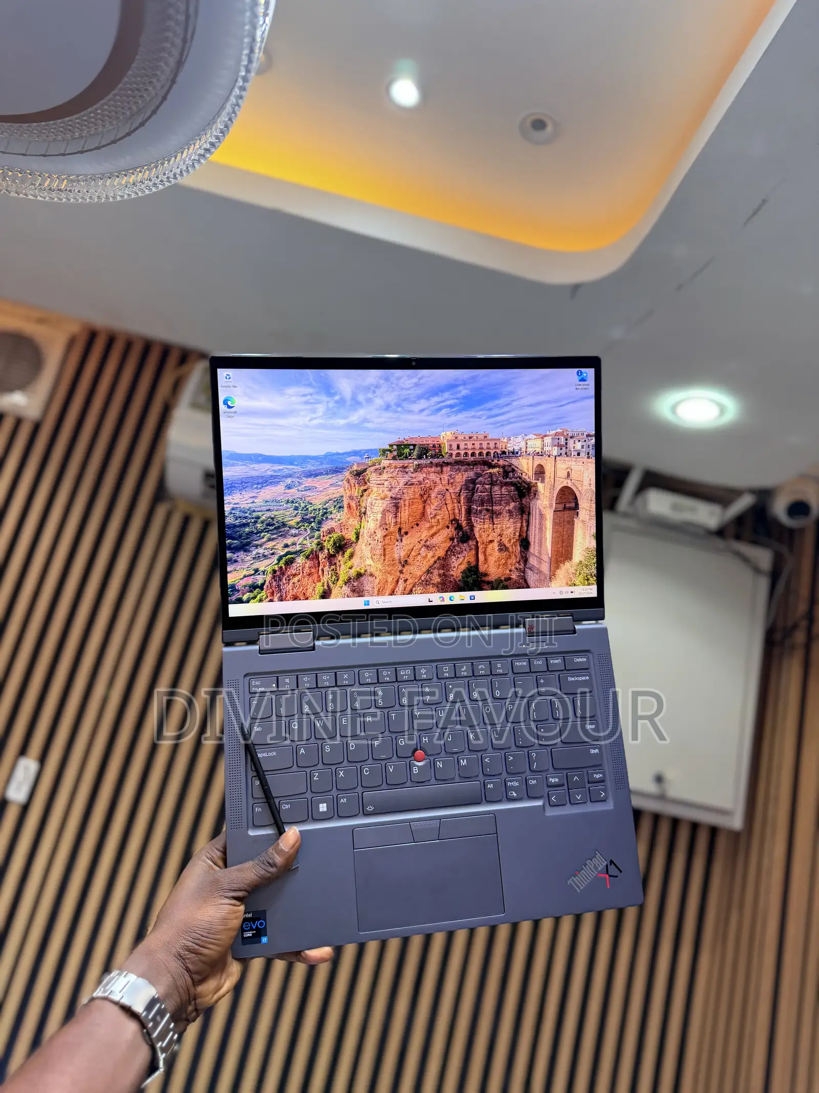 Laptop Lenovo ThinkPad X1 Yoga 16GB Intel Core i7 SSD 512GB