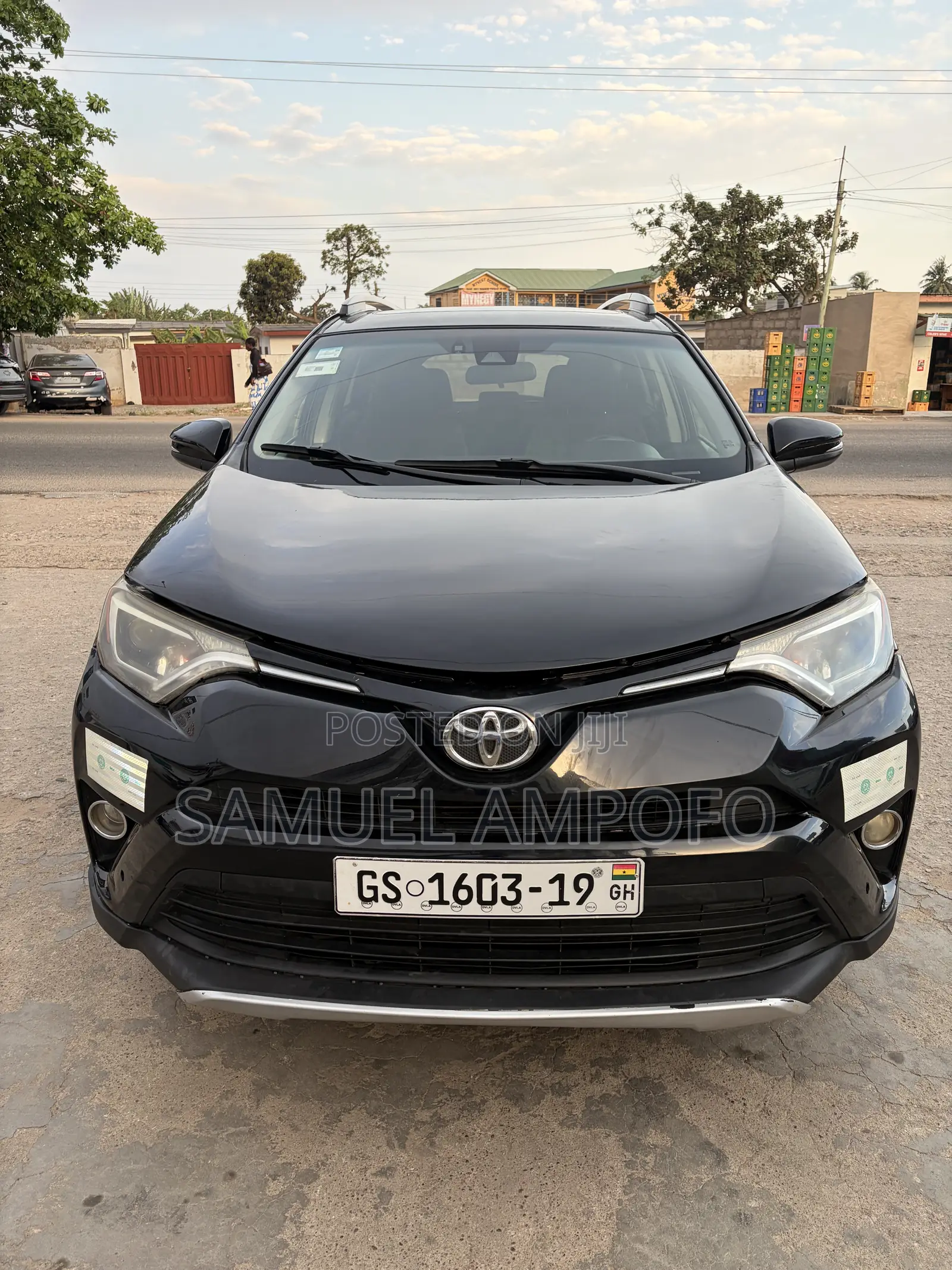 Toyota RAV4 LE FWD (2.5L 4cyl 6A) 2017 Black