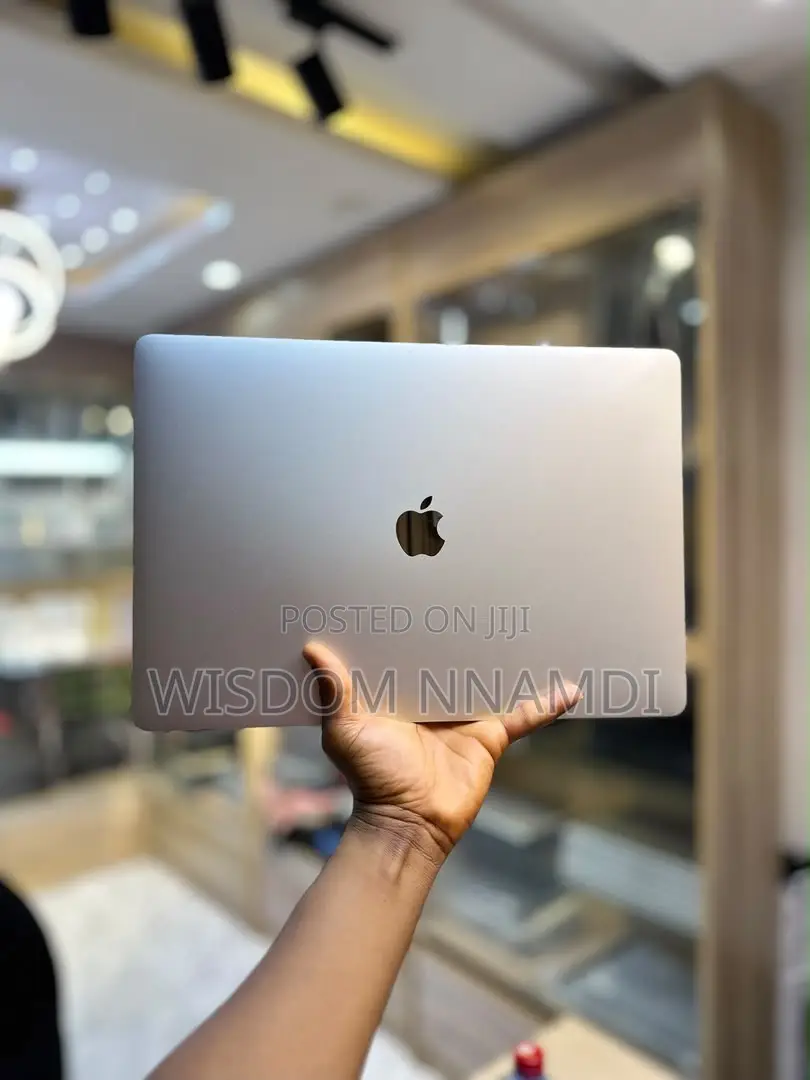 Laptop Apple MacBook Pro 16GB Intel Core i9 SSD 512GB