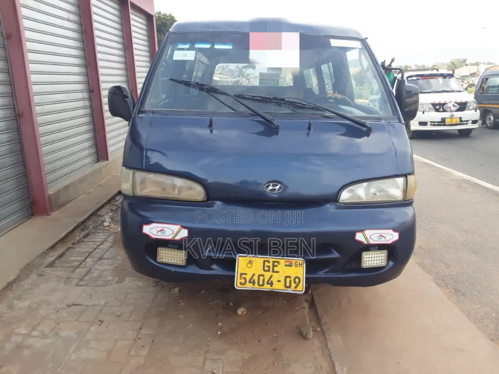 Hyundai H-100 2004 Blue