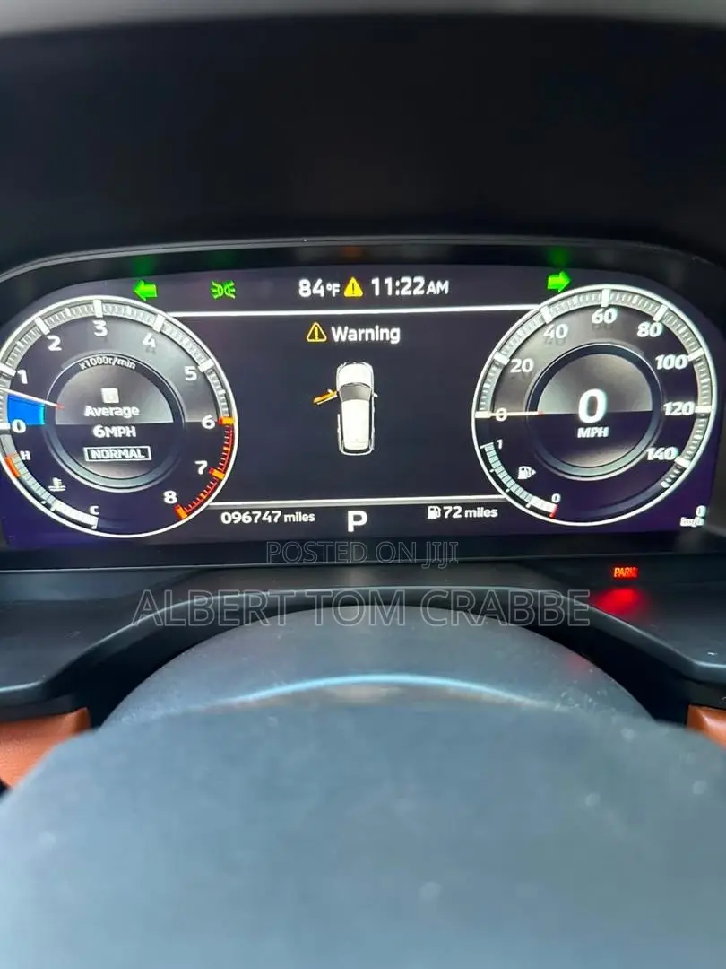 Mitsubishi Outlander SEL Launch Edition 2022 Silver