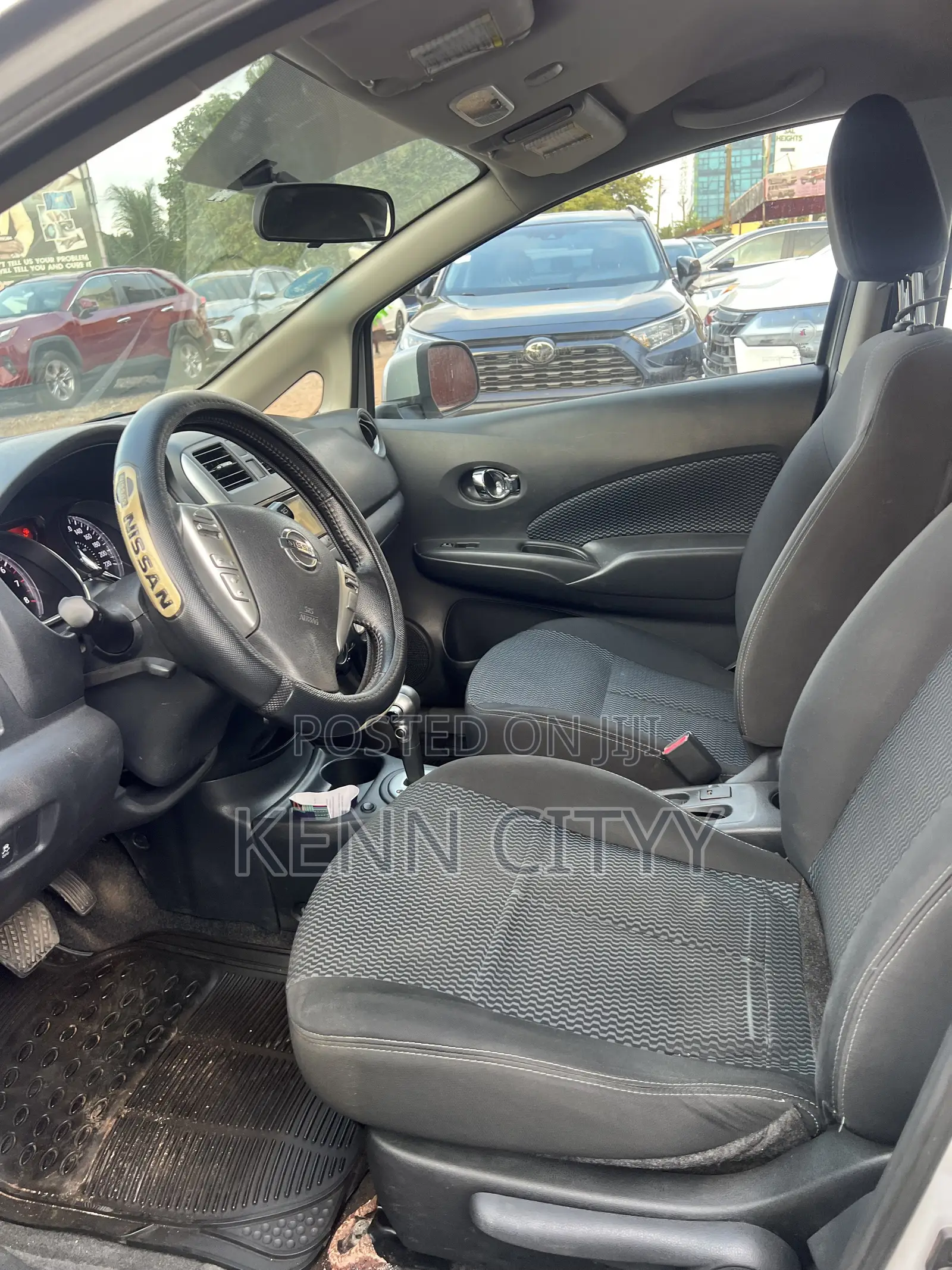 Nissan Note 1.6 Petrol 2015 Silver