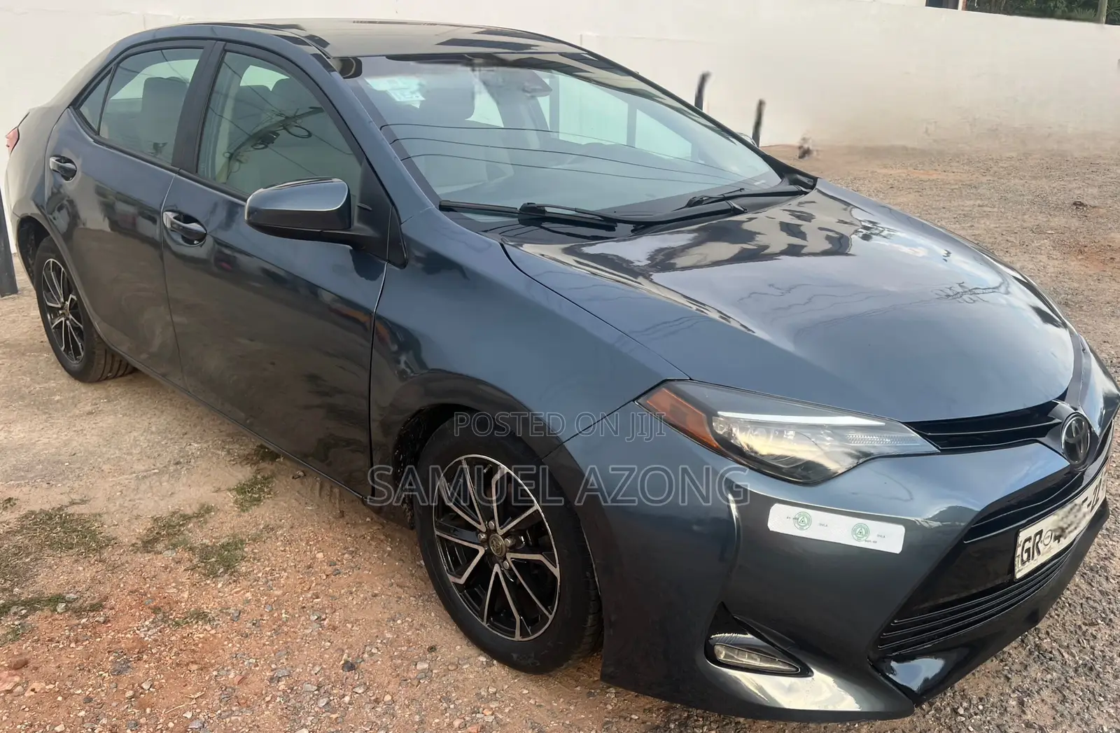 Toyota Corolla LE (1.8L 4cyl 2A) 2019 Gray