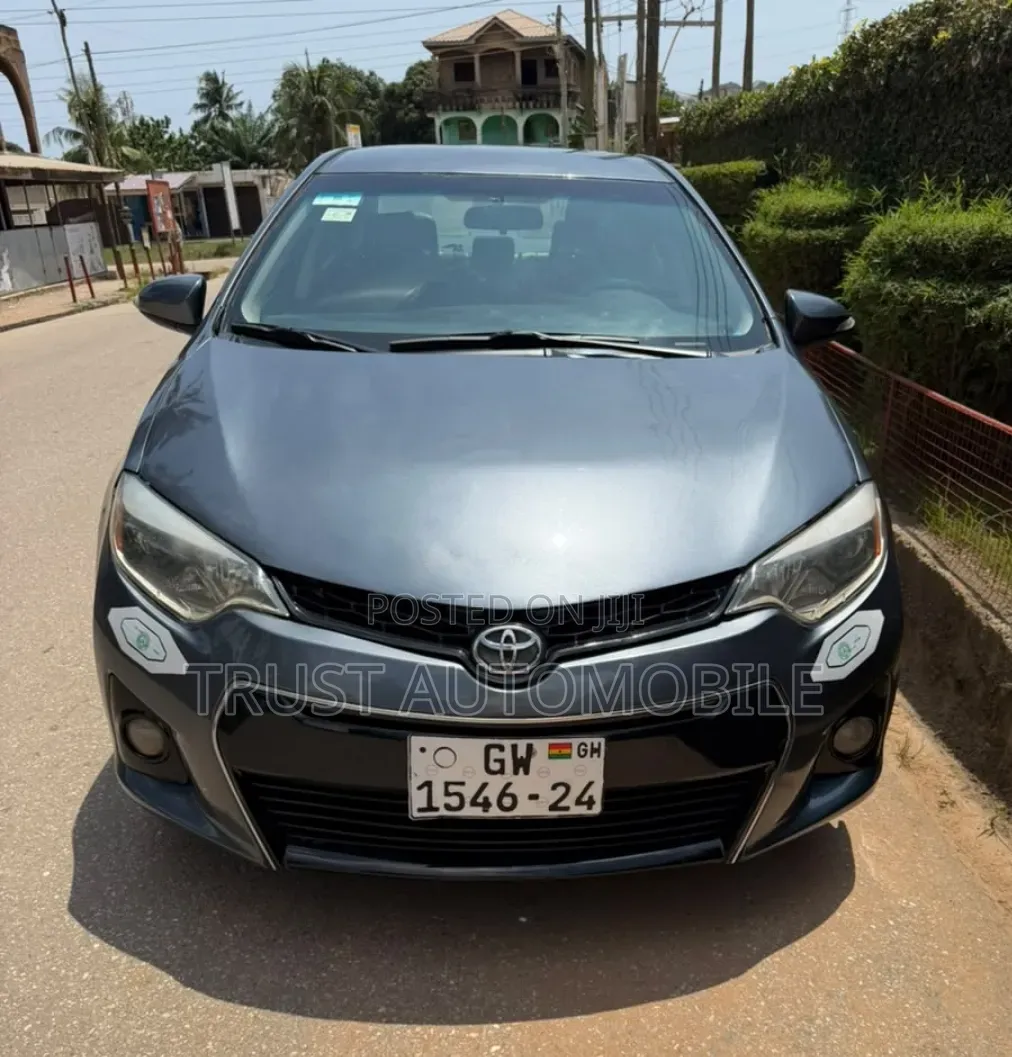 Toyota Corolla 2016 Gray