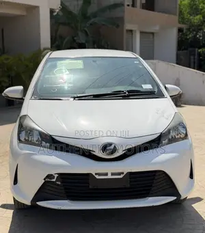 Toyota Vitz 1.3 AWD 5dr 2016 White