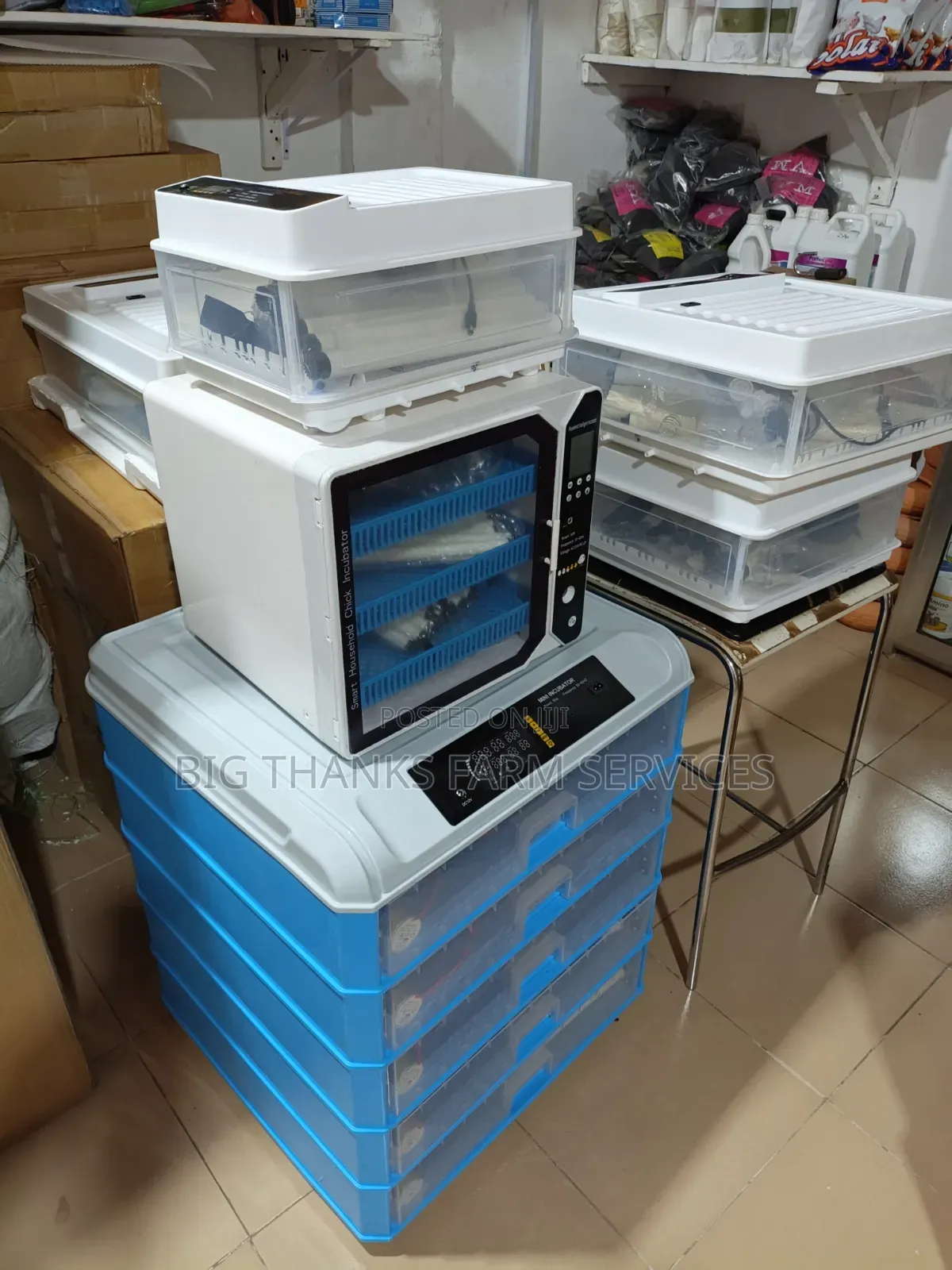 30 Eggs Automatic Incubators, Dual Power