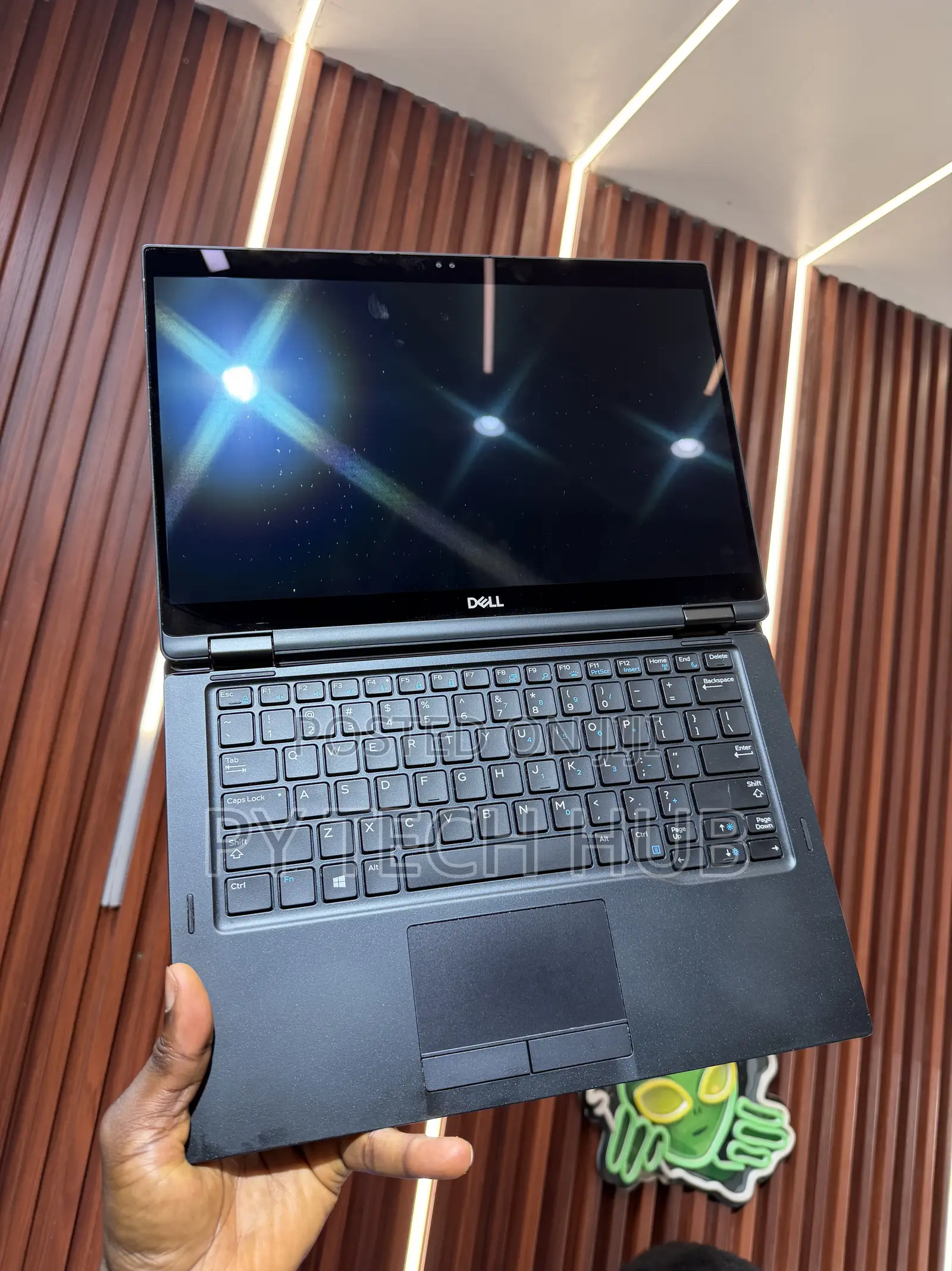 Laptop Dell Latitude 7390 2-in-1 8GB Intel Core i5 SSD 256GB