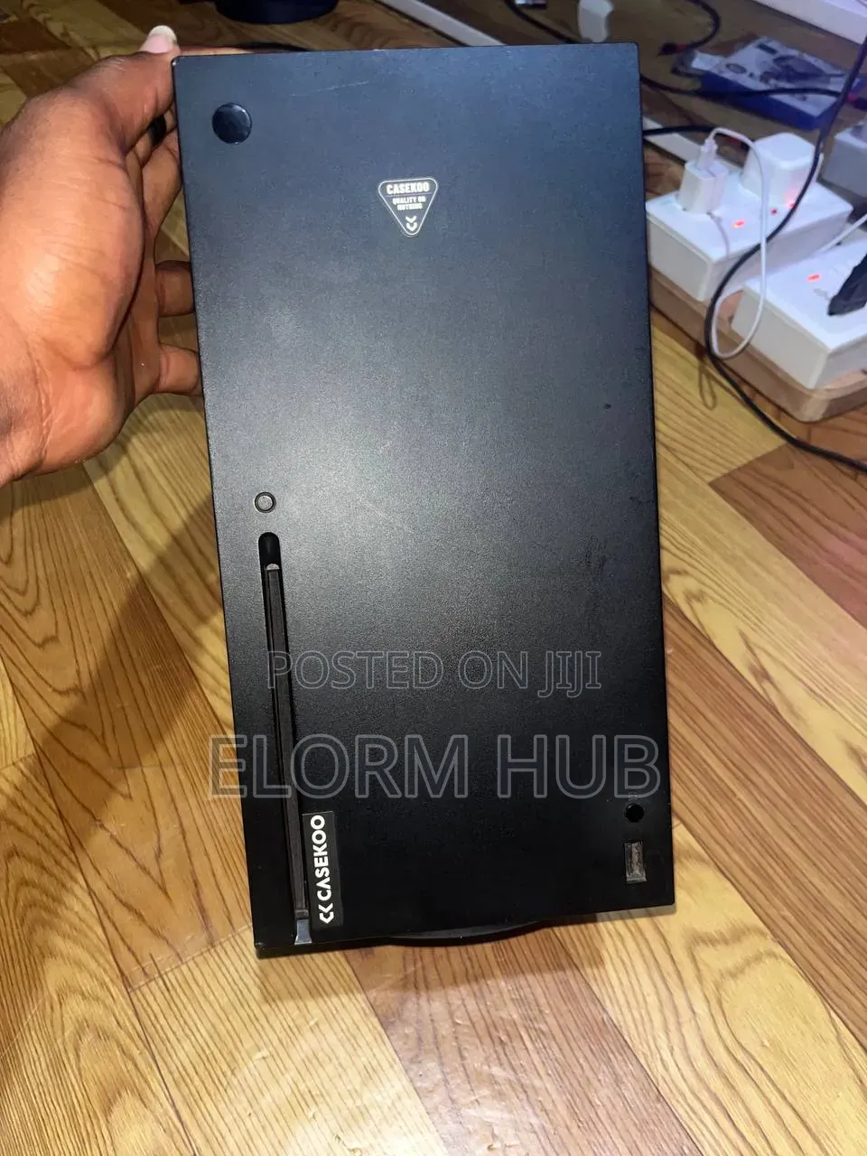 Xbox Series X With One Controller and 10 Offline Games