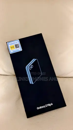New Samsung Galaxy Z Flip6 256 GB Green