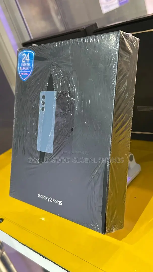 New Samsung Galaxy Z Fold3 5G 256 GB Black