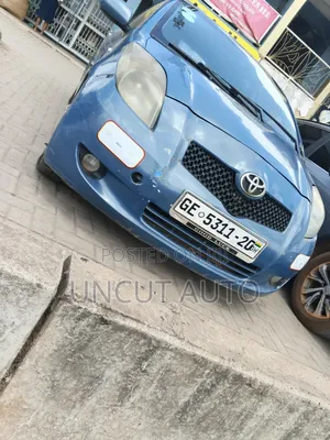 Toyota Vitz 2010 Blue