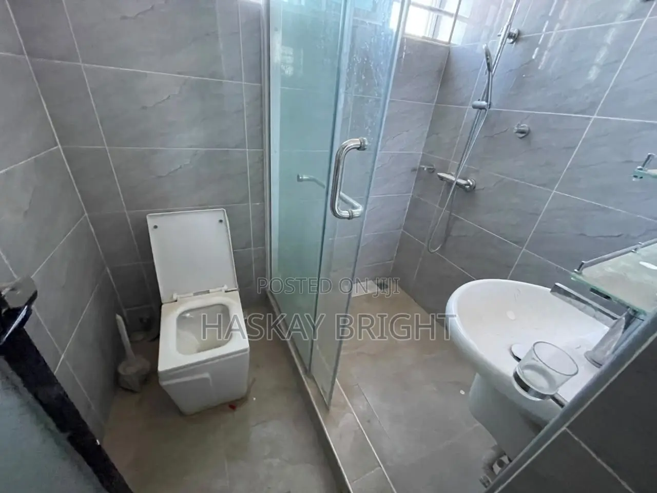 2bdrm Apartment in Awoshie for sale