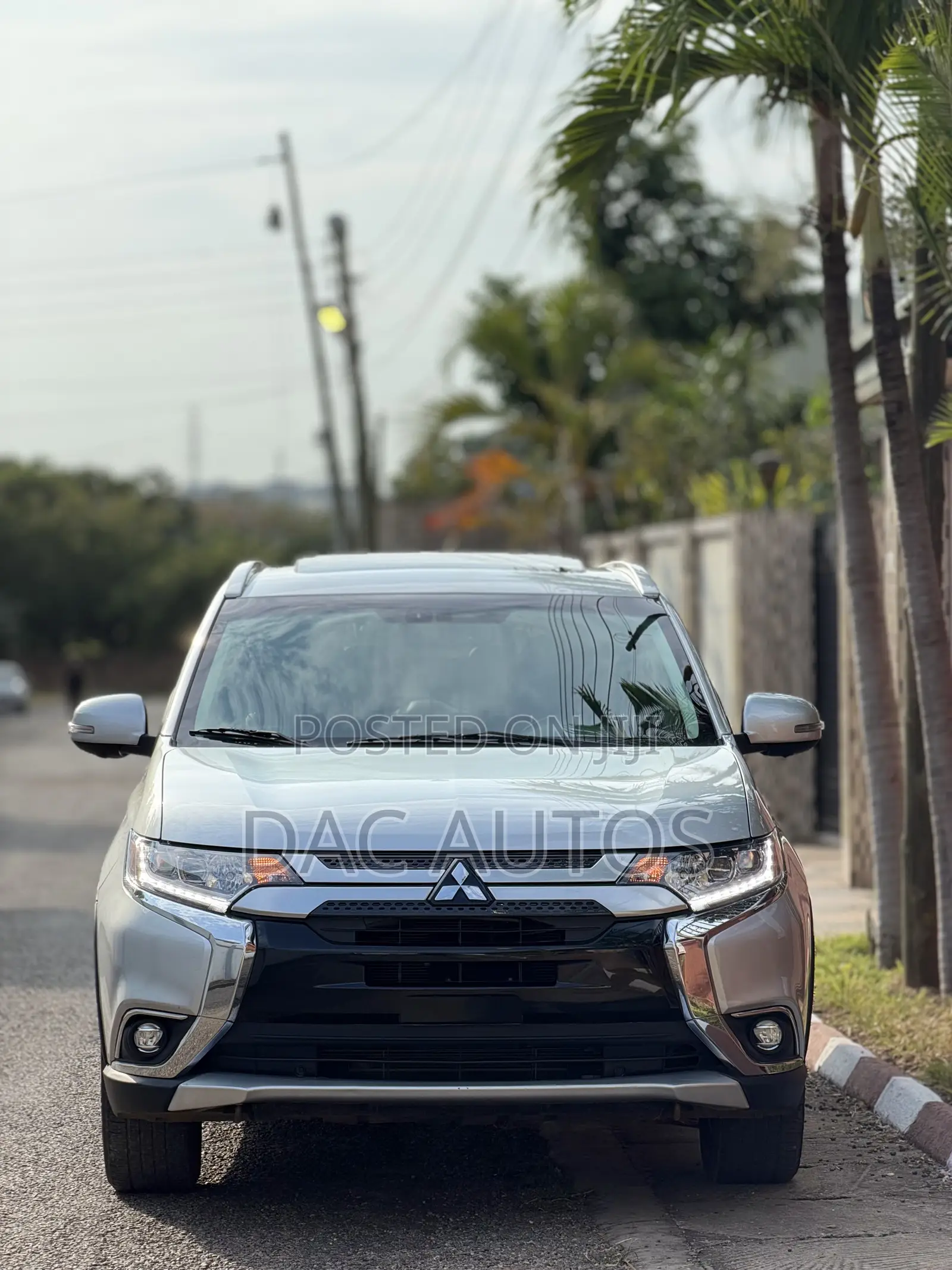 Mitsubishi Outlander 2.4 PHEV AWD 2018 Silver