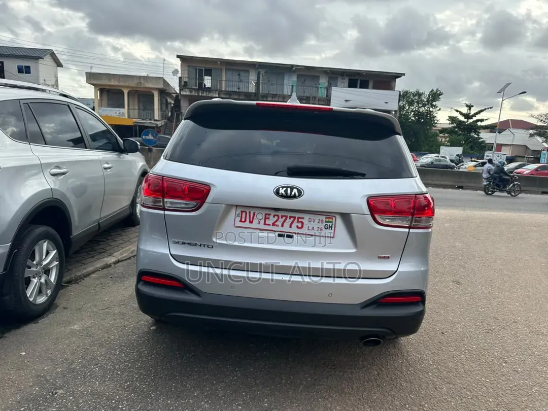 Kia Sorento 2017 Silver