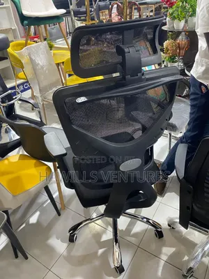 High-Back Ergonomic Mesh Swivel Chair 3D Adjustable Armrest.