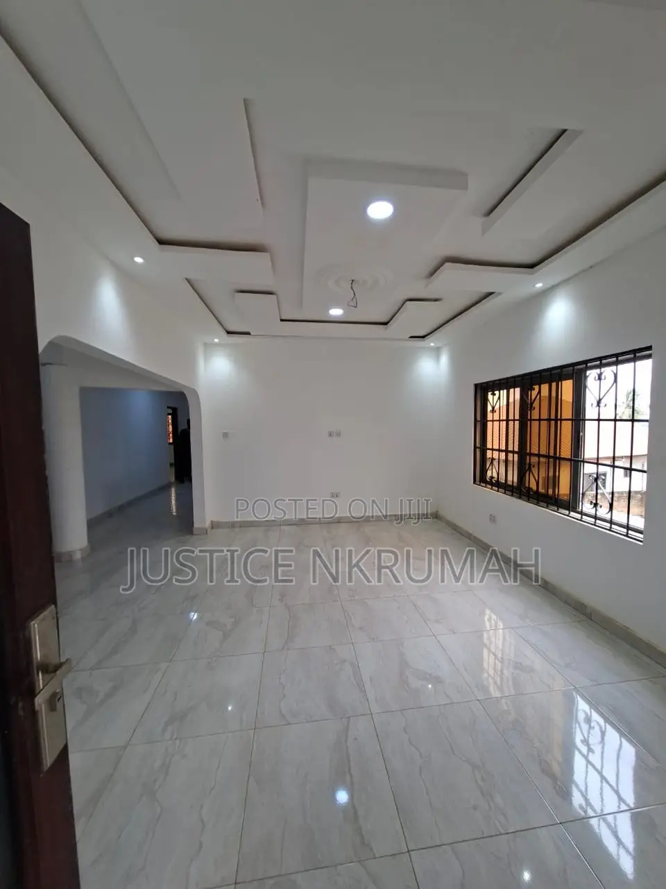 3bdrm Apartment in Mr Justice Estate, Amasaman for rent