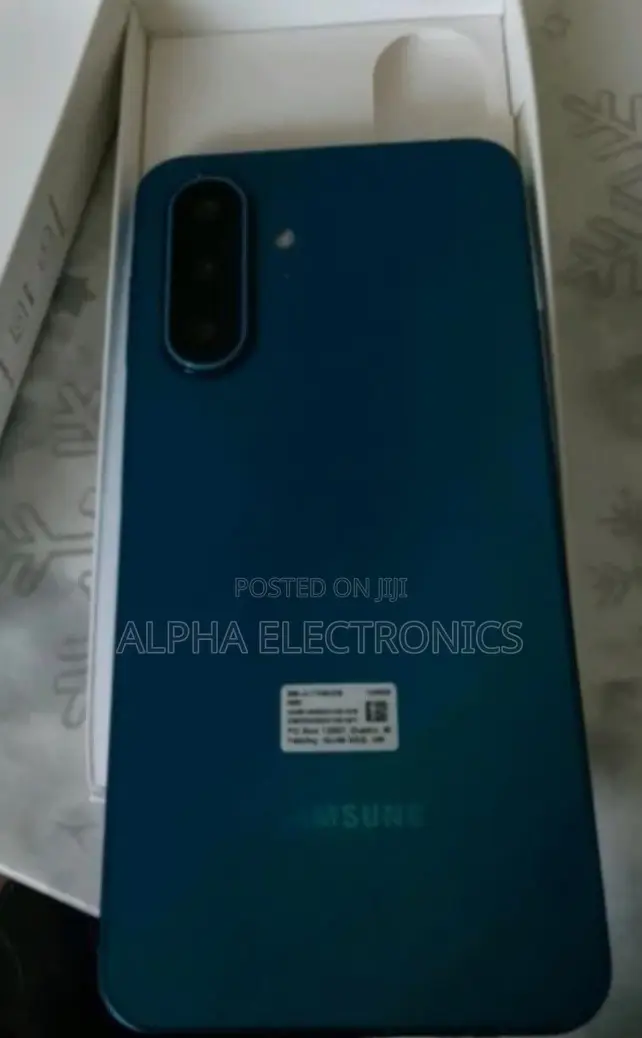 New Samsung Galaxy A17 5G 256 GB Blue