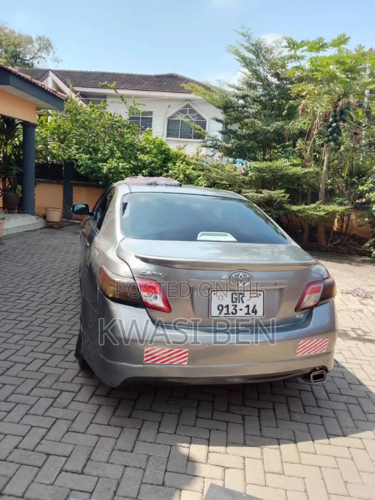 Toyota Camry 2011 Gray