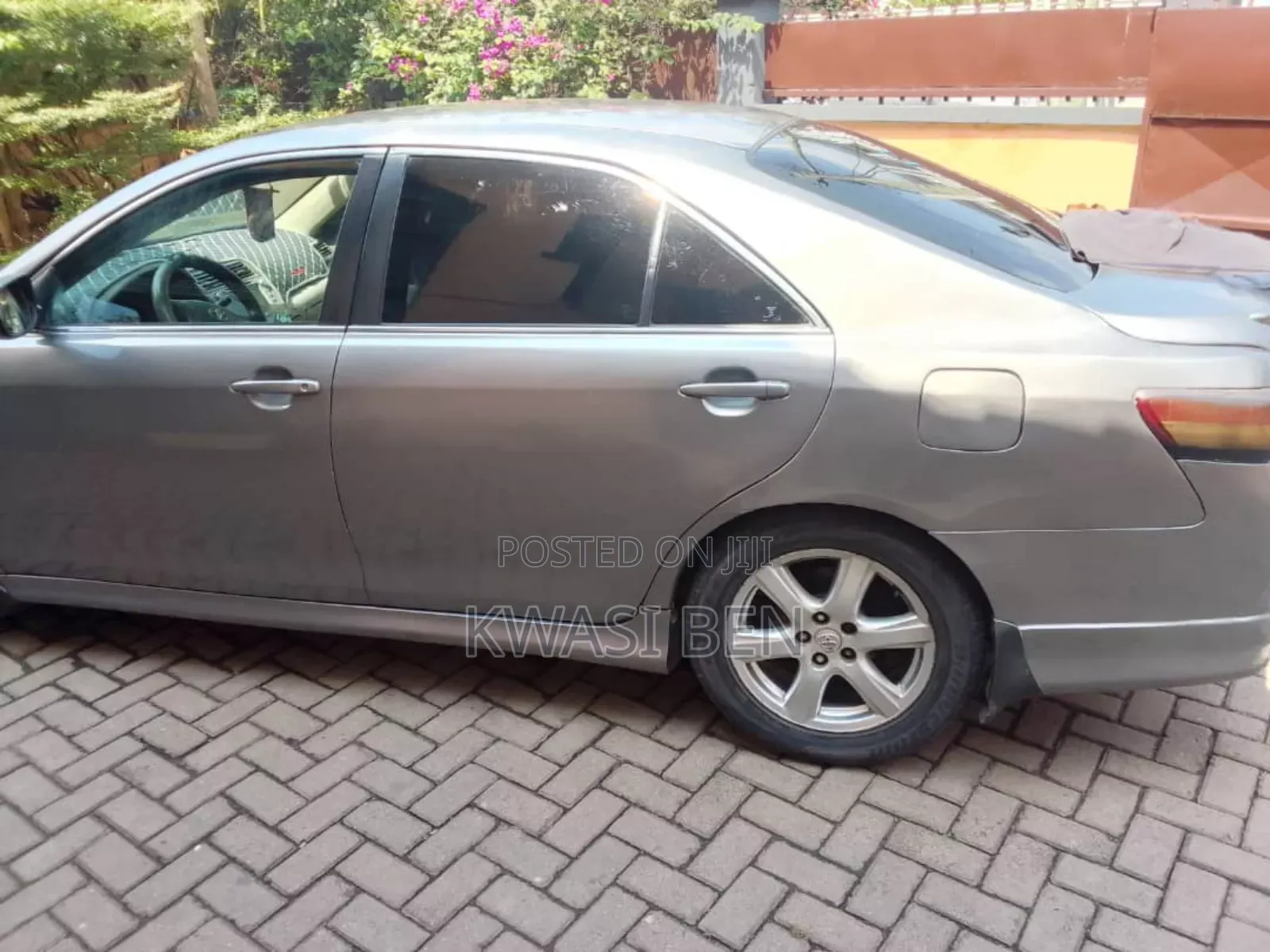 Toyota Camry 2011 Gray